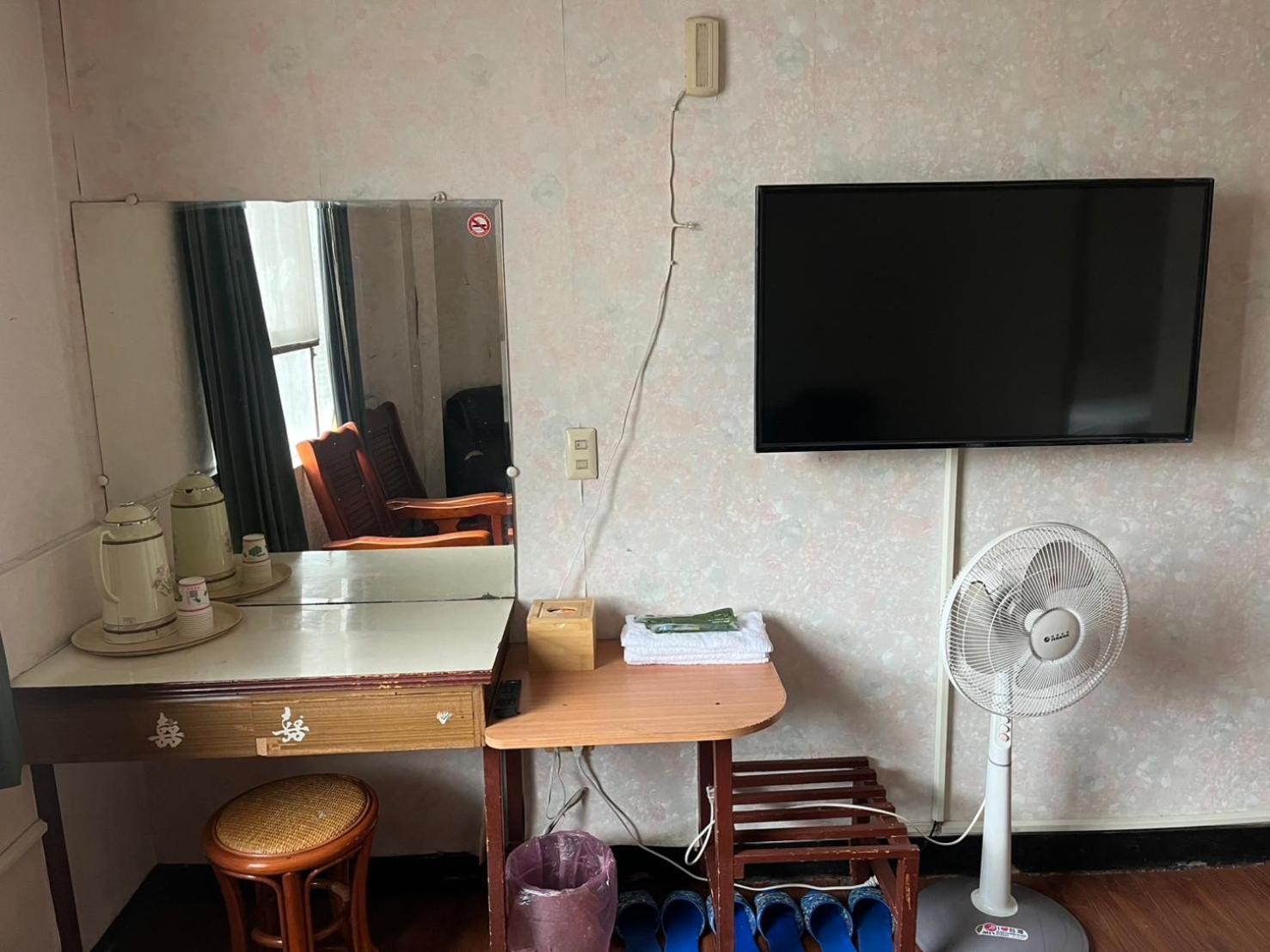 他里霧ta Li Woo Hotel Dounan Exterior photo